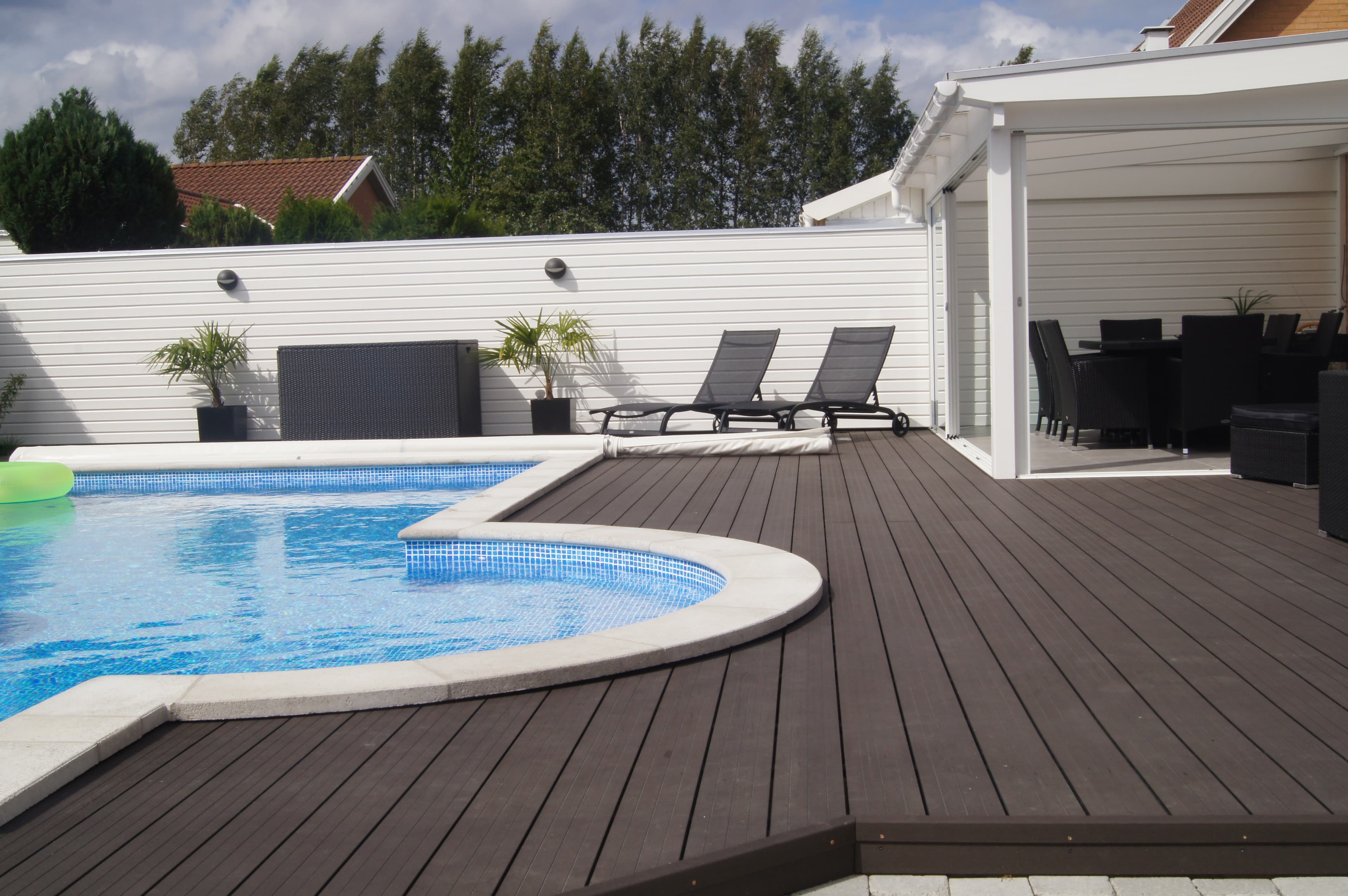 Classic™ Outdoor Living